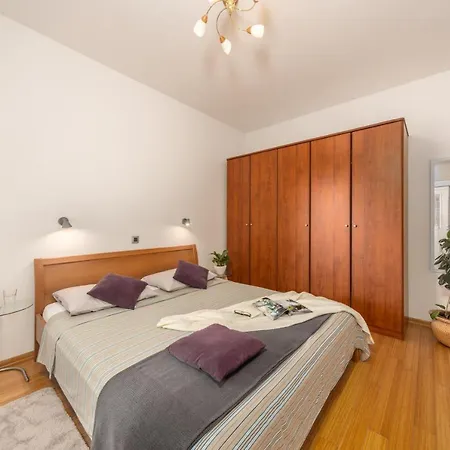 Terra Magica Deluxe Or With Heating, Free Parking, Terrace And Sea View Appartement