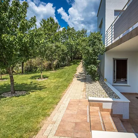 Terra Magica Deluxe Or With Heating, Free Parking, Terrace And Sea View Appartement *