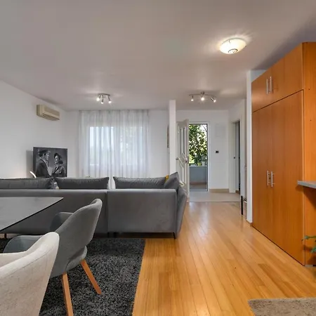 Terra Magica Deluxe Or With Heating, Free Parking, Terrace And Sea View Appartement *