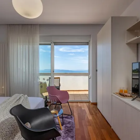 Terra Magica Deluxe Or With Heating, Free Parking, Terrace And Sea View Appartement