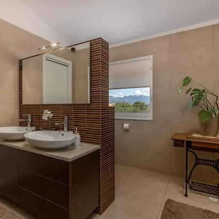 Appartement Terra Magica Deluxe Or With Heating, Free Parking, Terrace And Sea View *