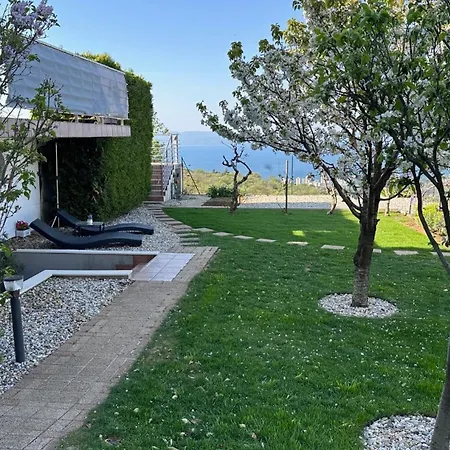 Appartement Terra Magica Deluxe Or With Heating, Free Parking, Terrace And Sea View Rijeka