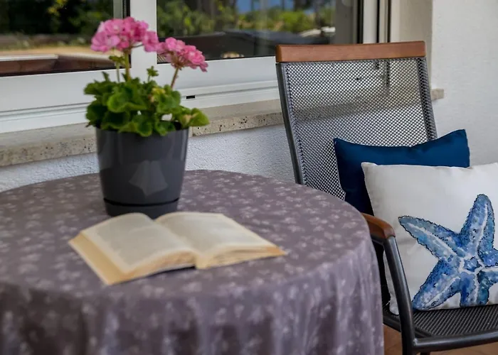 公寓 Terra Magica Deluxe Or With Free Parking, Terrace And Sea View